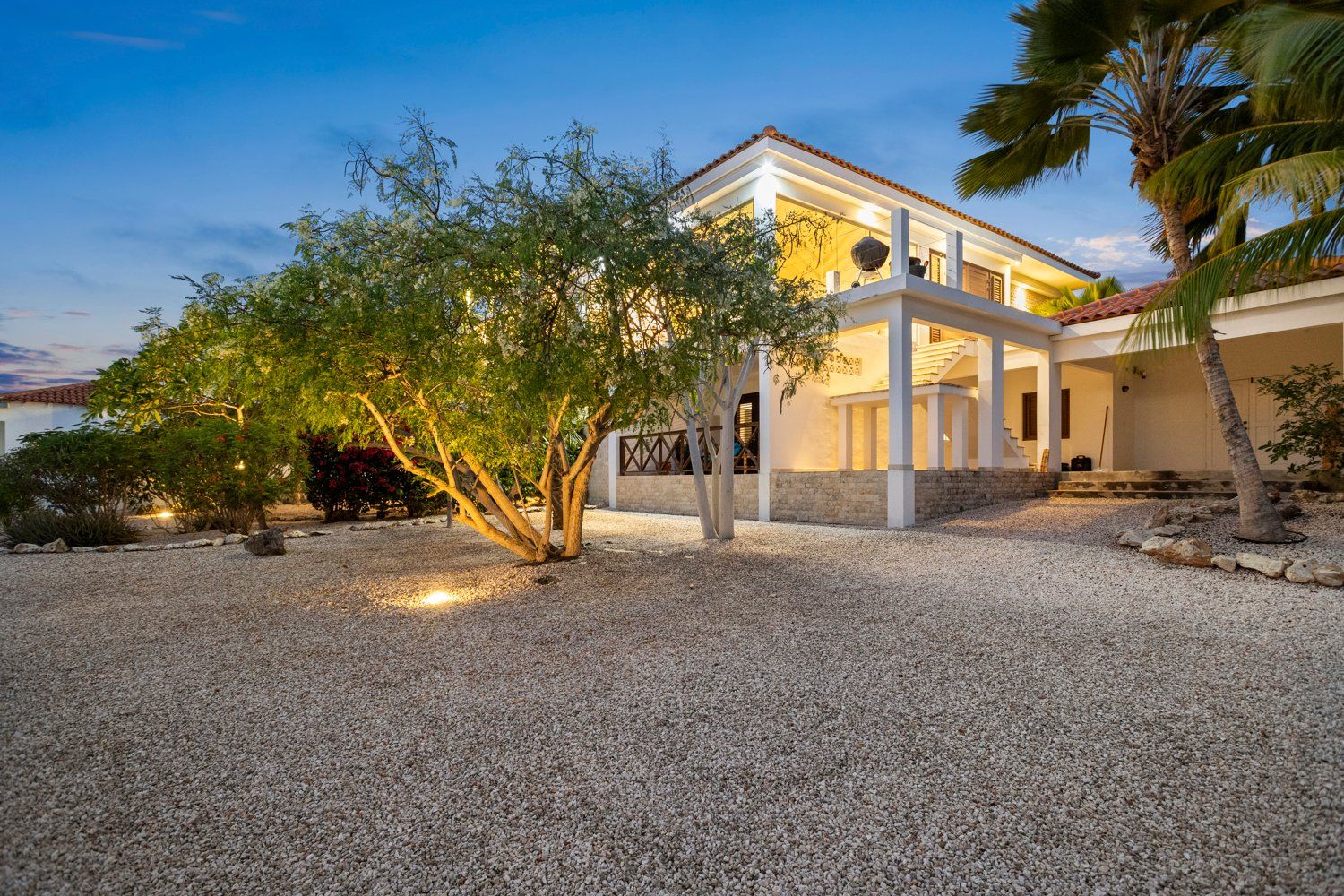 House in Sabadeco Shores — photo 3