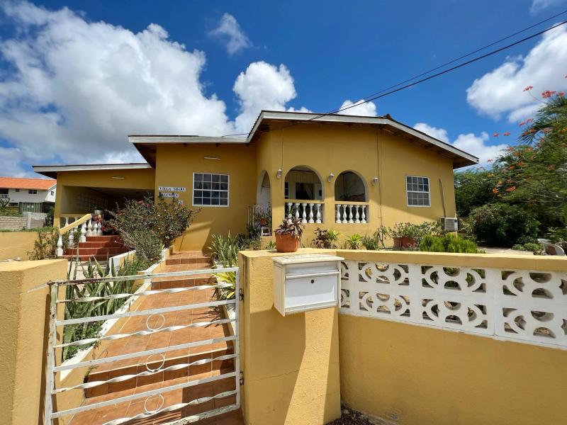 Kaya Akwamarin – House in Bonaire