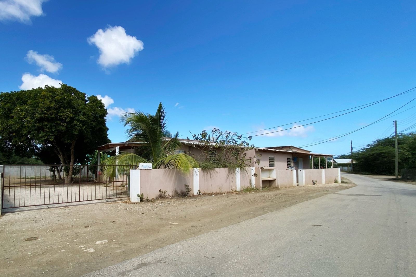 2-bedroom commercial for sale in Bonaire, Bonaire