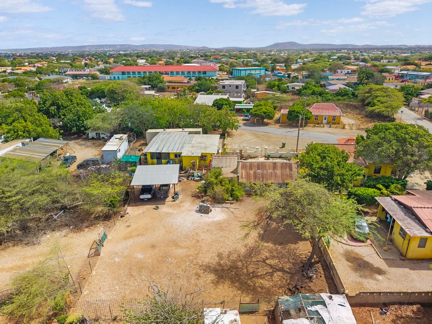 Commercial in Nikiboko — photo 4