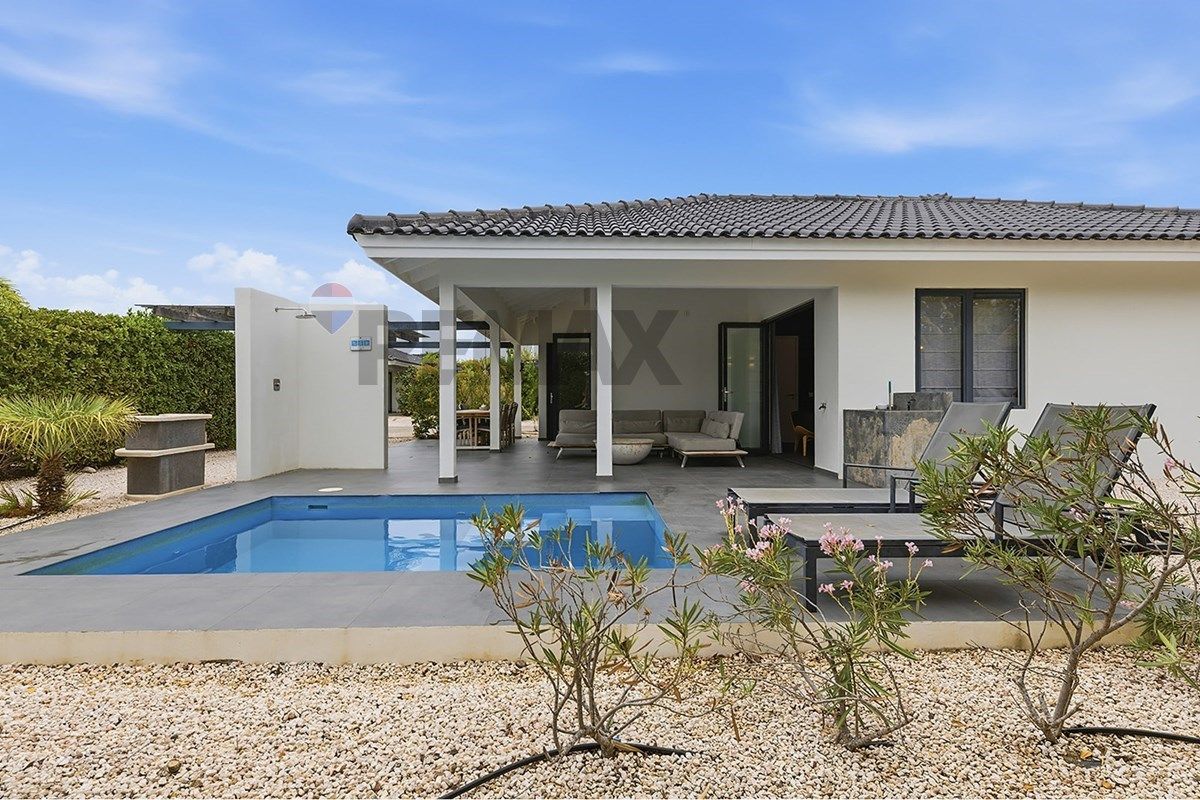 Grand Windsock Villa with Private Pool