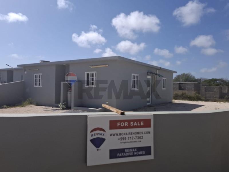 Affordable Family Home – House in Noord Salina