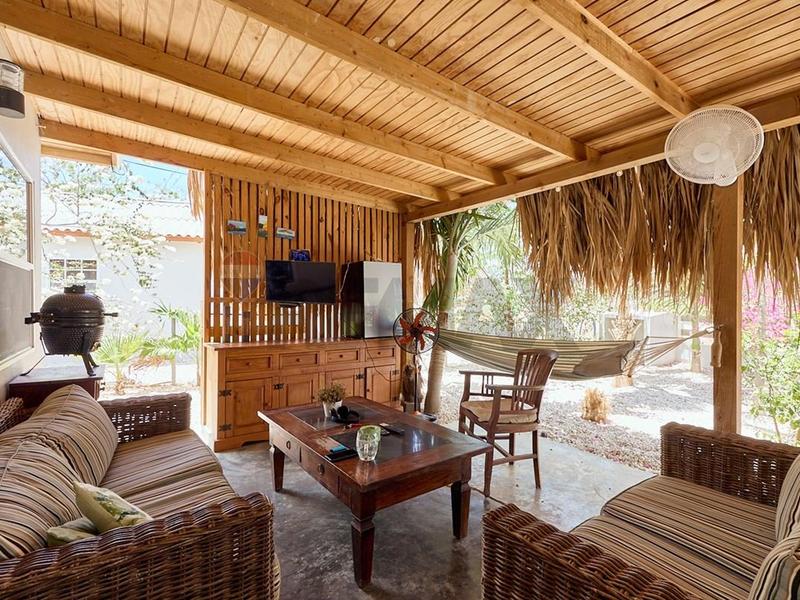 Versatile Home with Rental Income Potential – House in Kralendijk