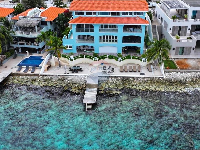 Oceanfront Condo with Unobstructed Views!