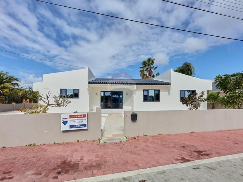 Large Home in Desirable Neighborhood! – Villa in Belnem