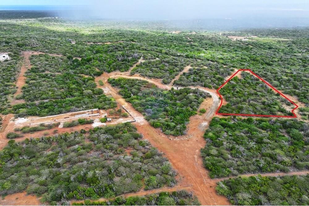 Lot in Kunuku Area — photo 2
