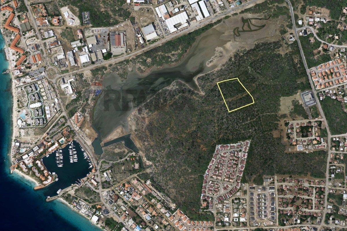 Residential and Vacation Rental Development Lot