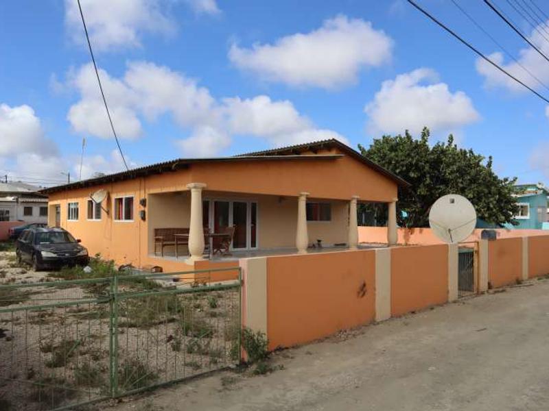Kaya Gloria 9 – House in Antriol